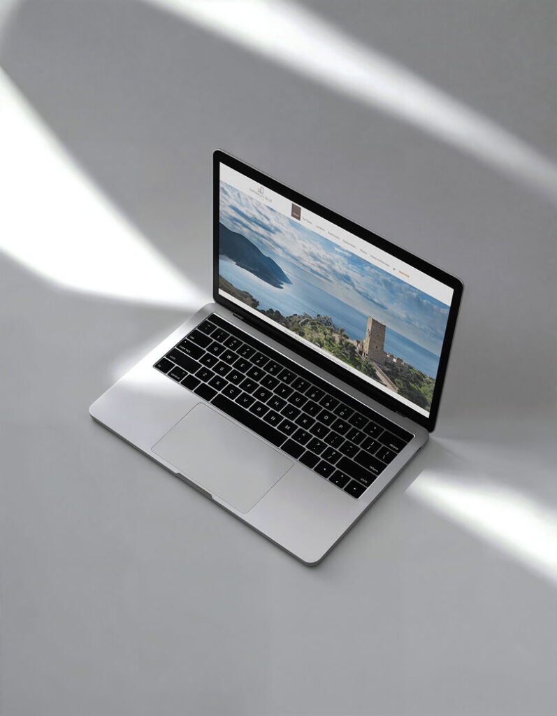 tainaron-blue-website